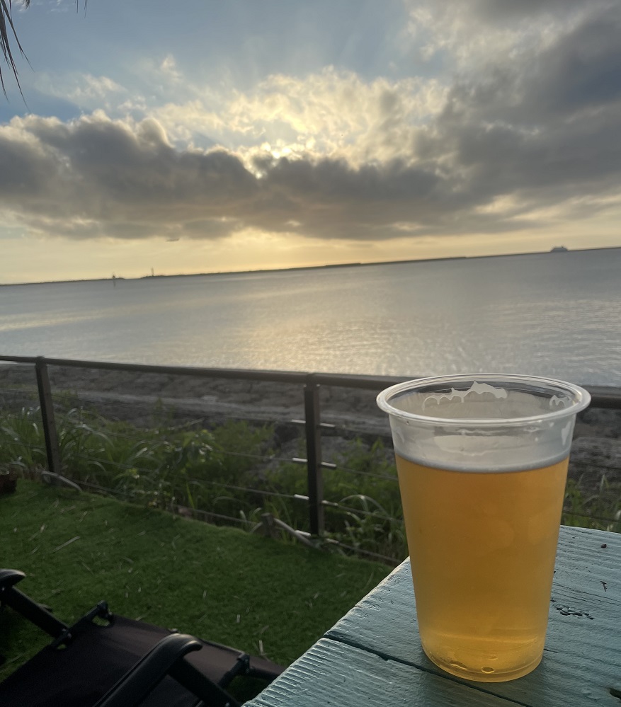 夕日とビール