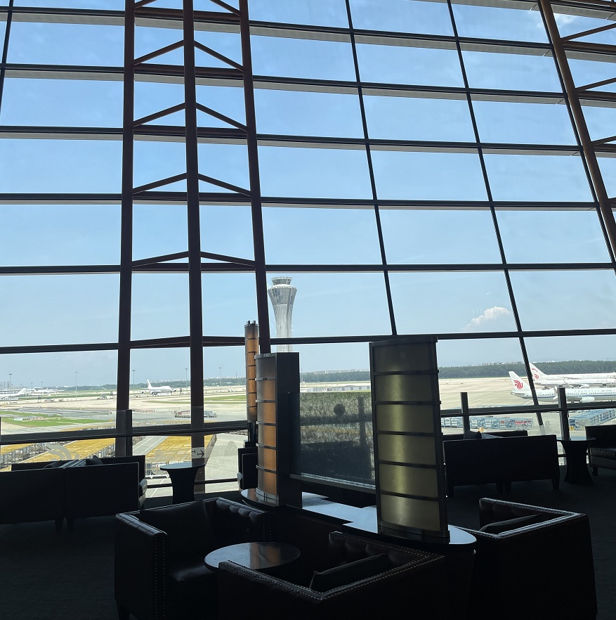 北京国際空港の管制塔