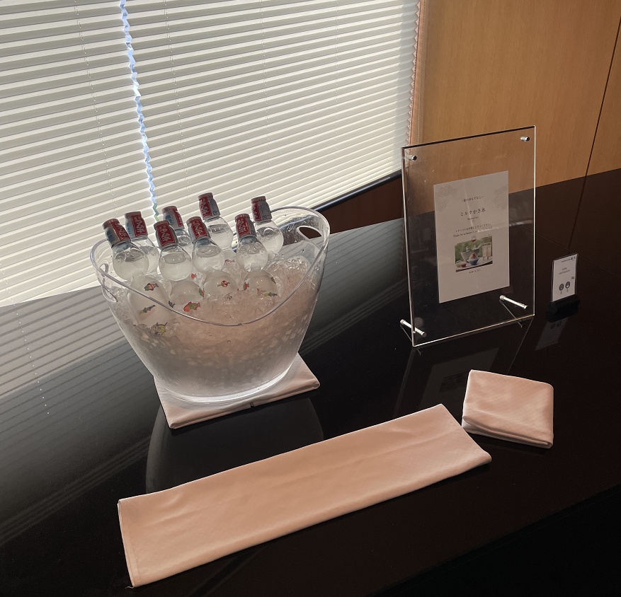 ラムネ・ミルクかき氷(マンゴー¥・ストロベリー・メロン・抹茶)