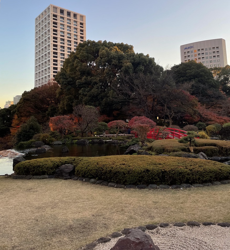 ニューオータニの日本庭園の紅葉