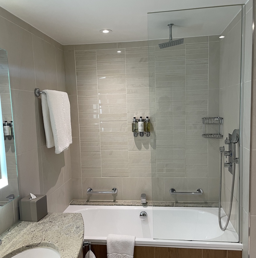 バスタブ・シャワーブース