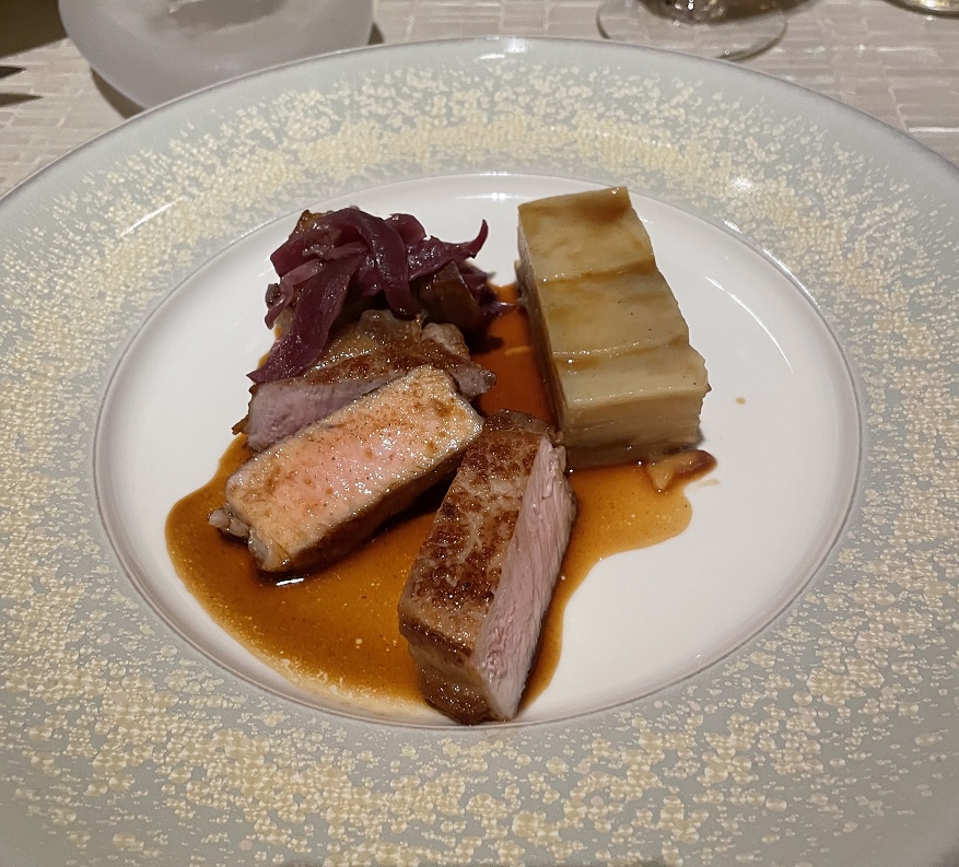 ベージュ アラン・デュカス東京の料理