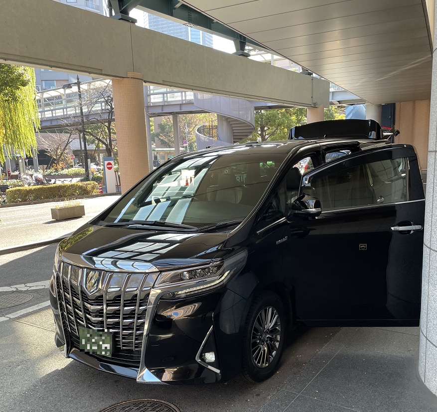 MKタクシーのアルファードハイヤー