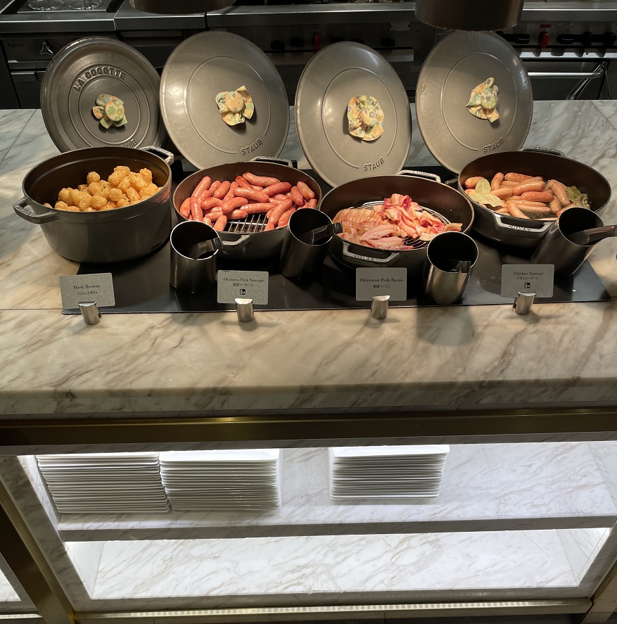 ハッシュドポテト・ソーセージ・ベーコン