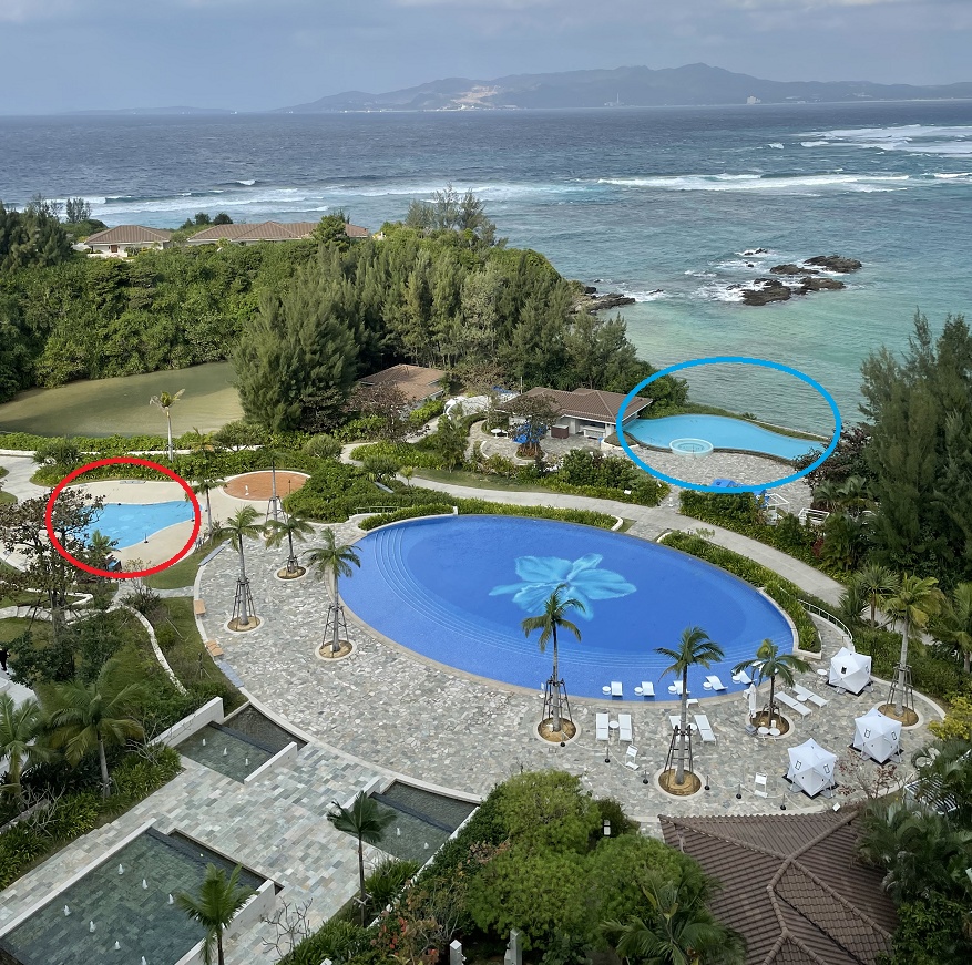 ハレクラニ沖縄のプール