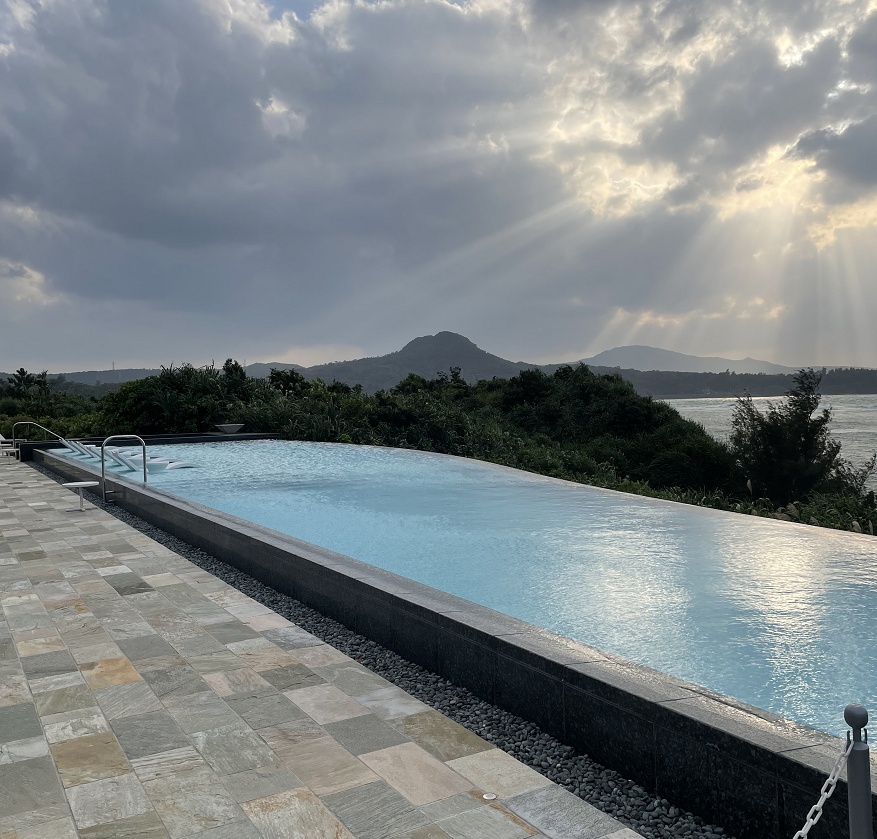 オーシャンテラスプール