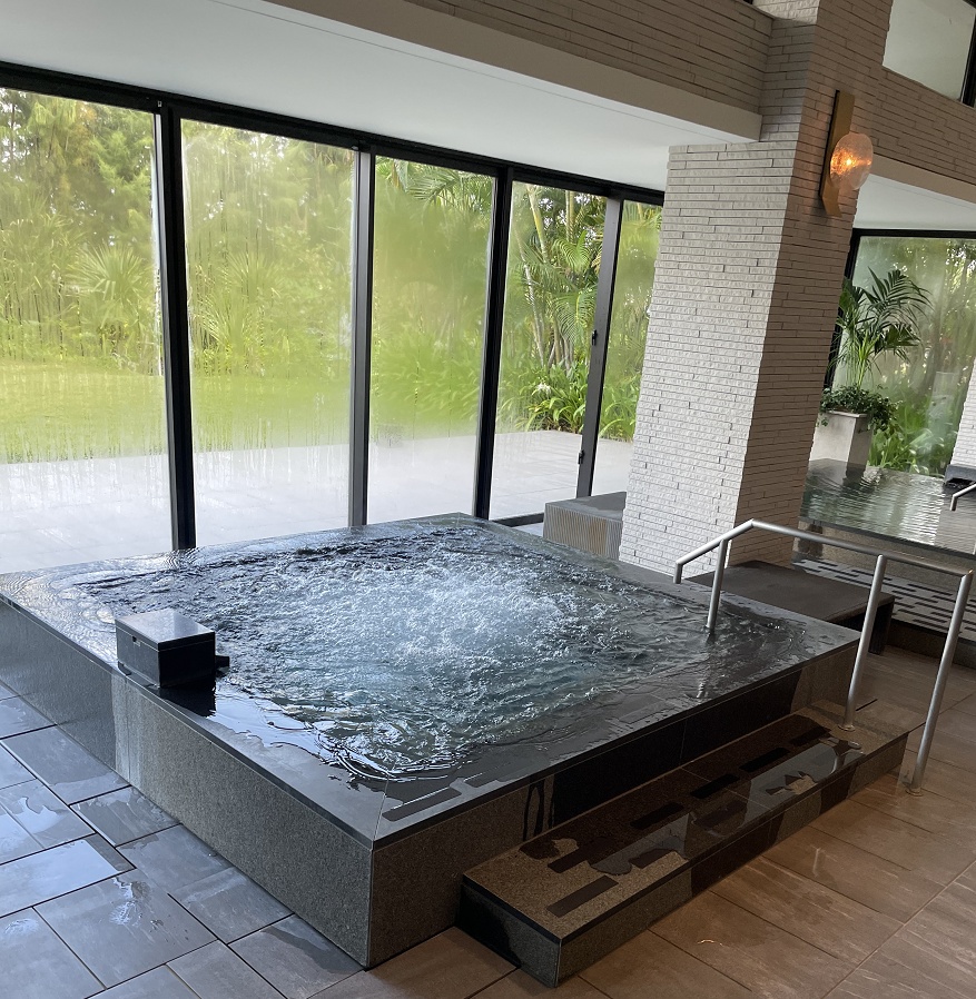 ジャグジーと水風呂