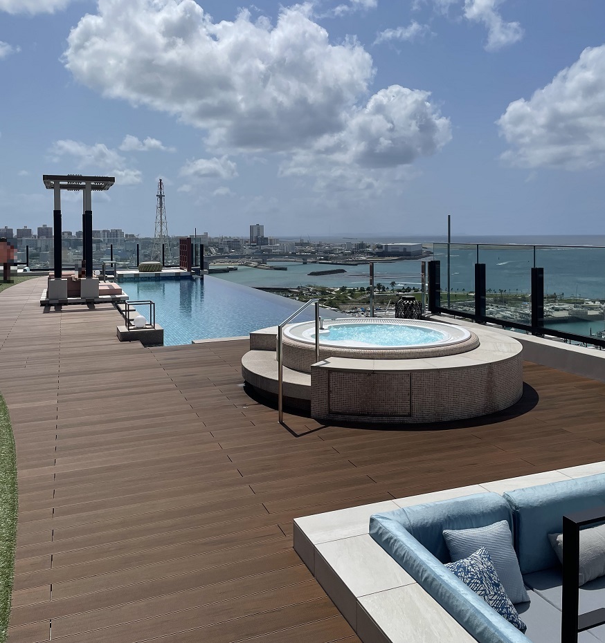 ぎのわんインフィニティープール