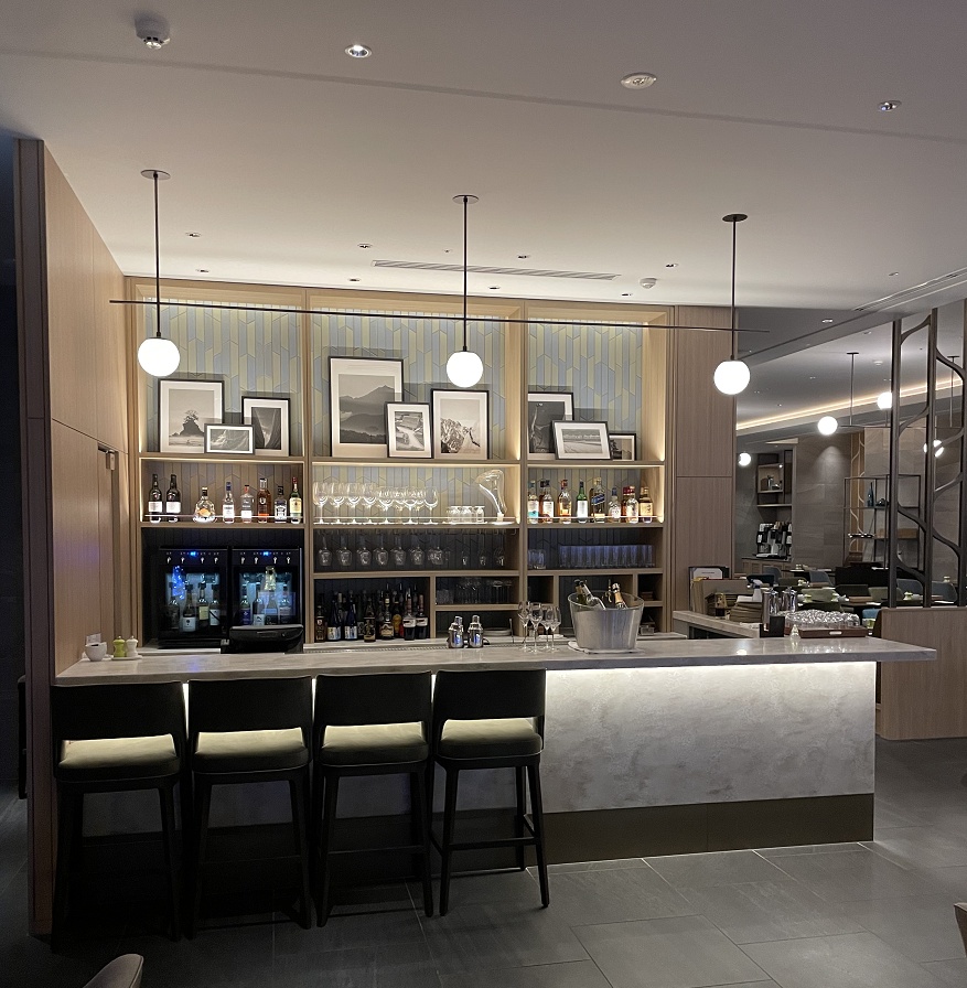 korare BAR/コラレバーのカウンター