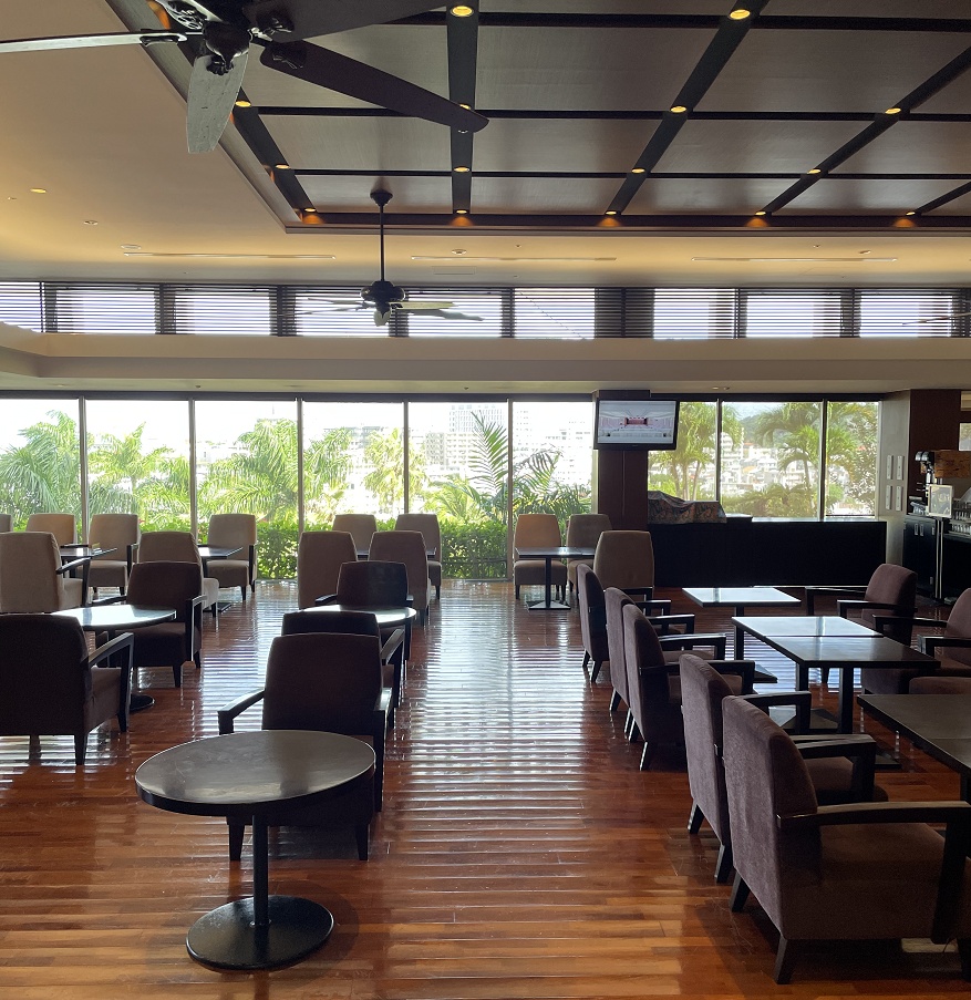 ダブルツリーbyヒルトン那覇首里城のカフェ