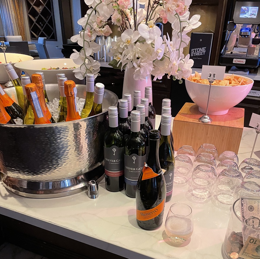 シャンパンと白ワイン