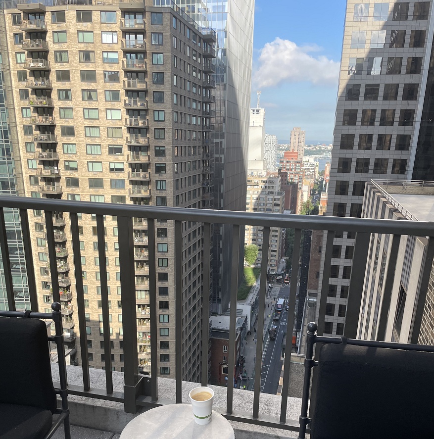 ニューヨークの景色とコーヒー