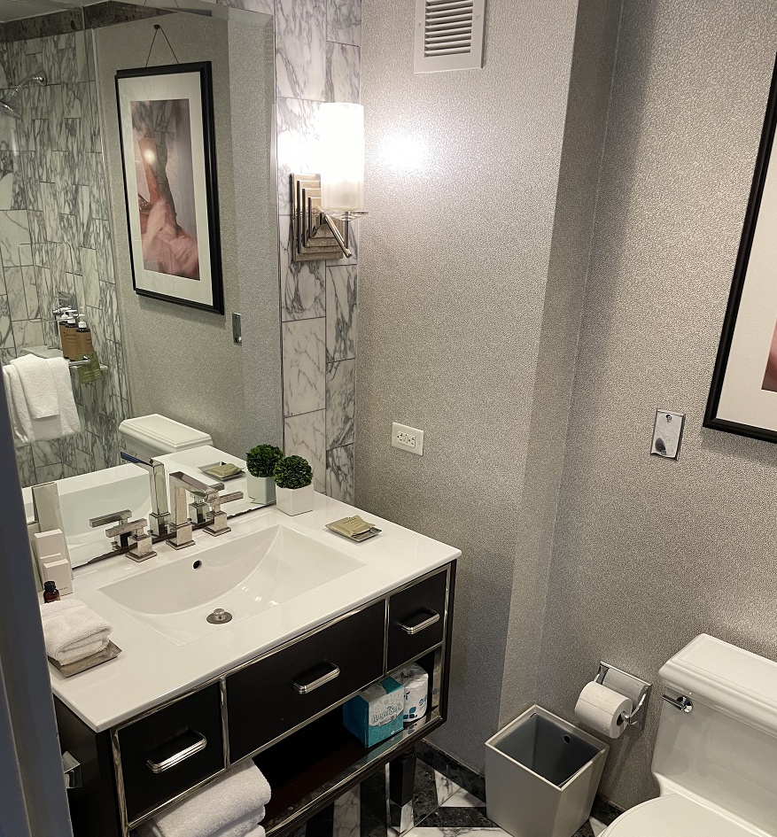 パウダールーム