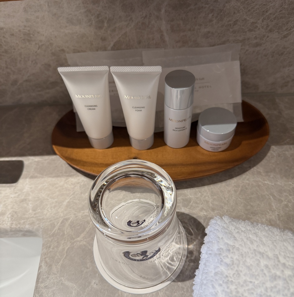 ミキモト コスメティックスのスキンケアシリーズ「ムーンパール」