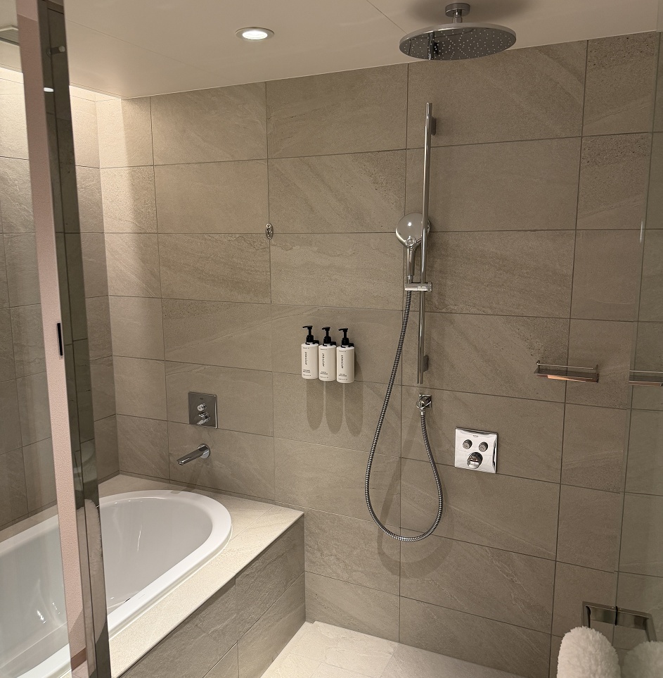 ヘッド(レイン)シャワー