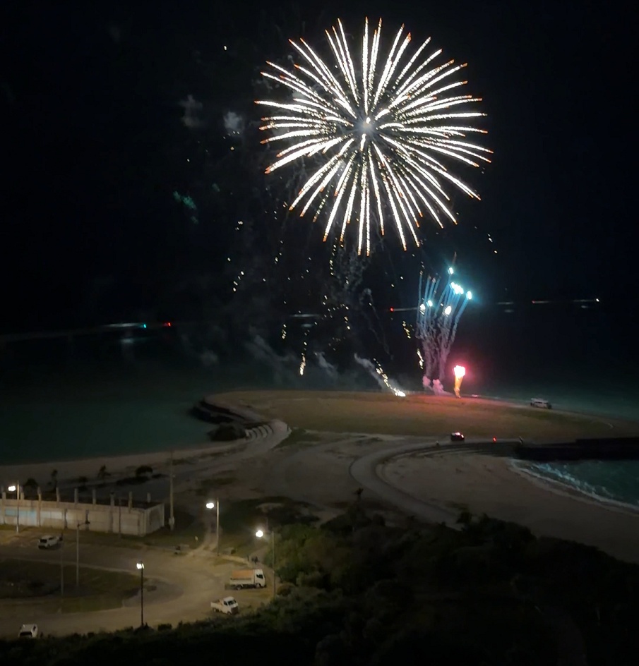 開業記念で花火