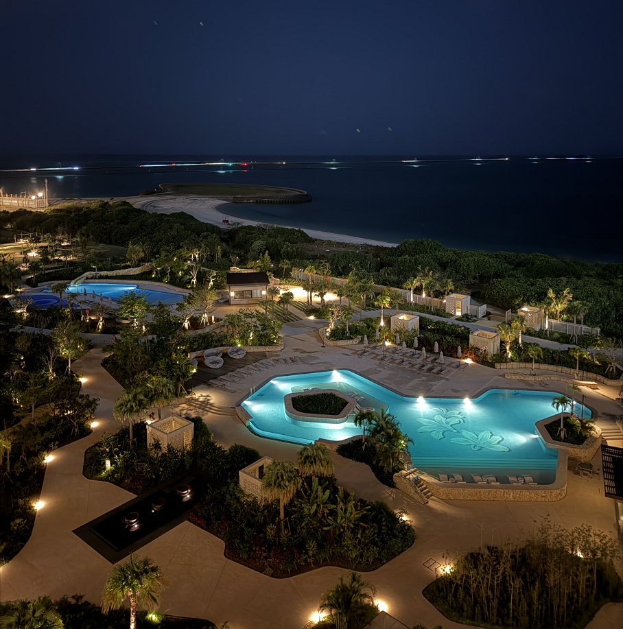 ヒルトン沖縄宮古島リゾートのナイトプール