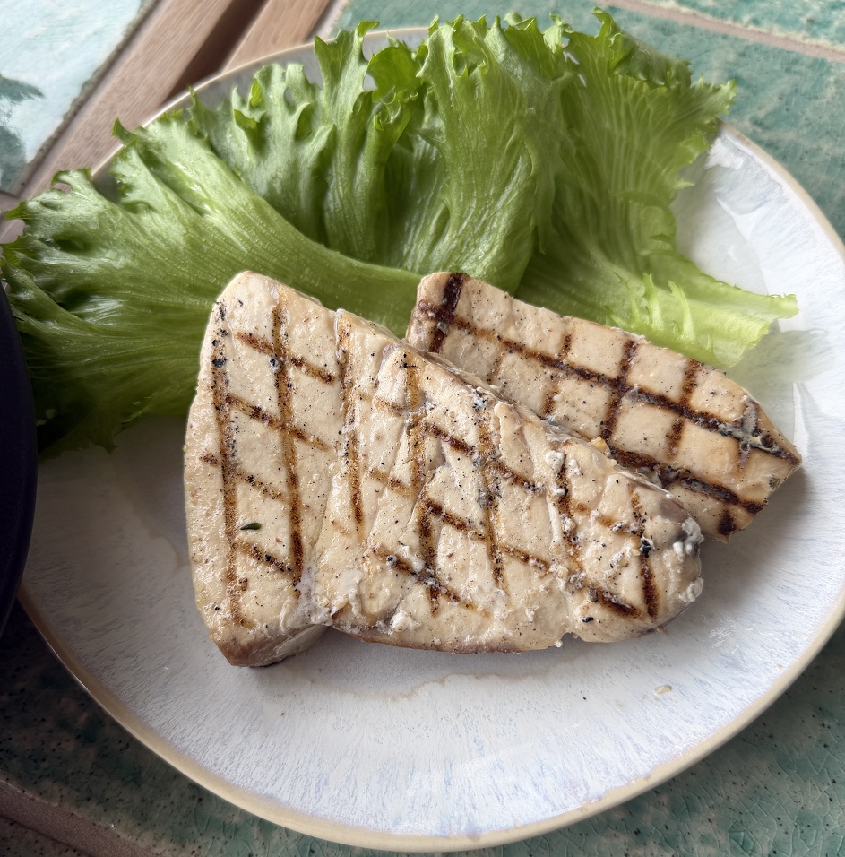 沖縄県産メカジキ